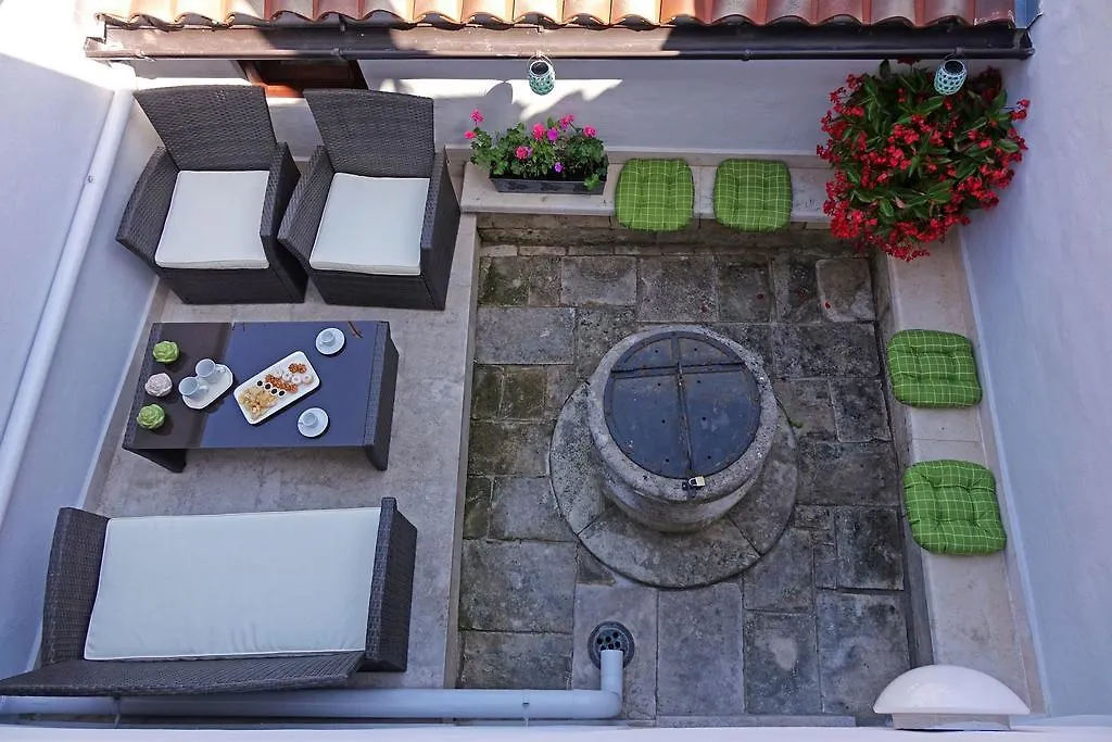 Holiday Home Castelier Vodnjan 0*,  Croatia