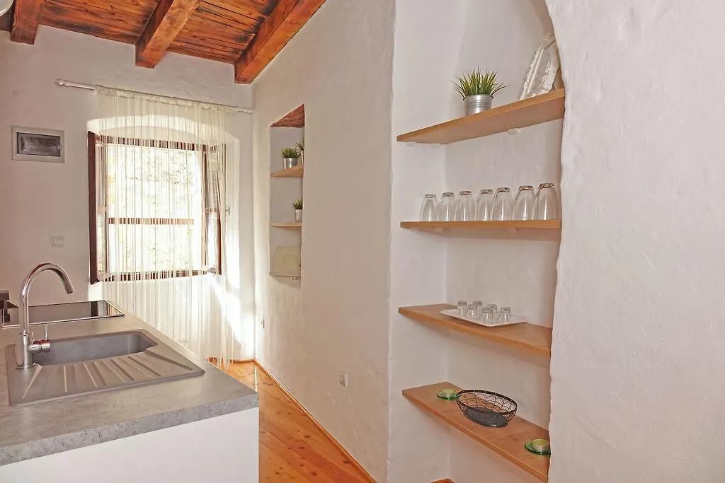 Holiday Home Castelier Vodnjan 0*,  Croatia